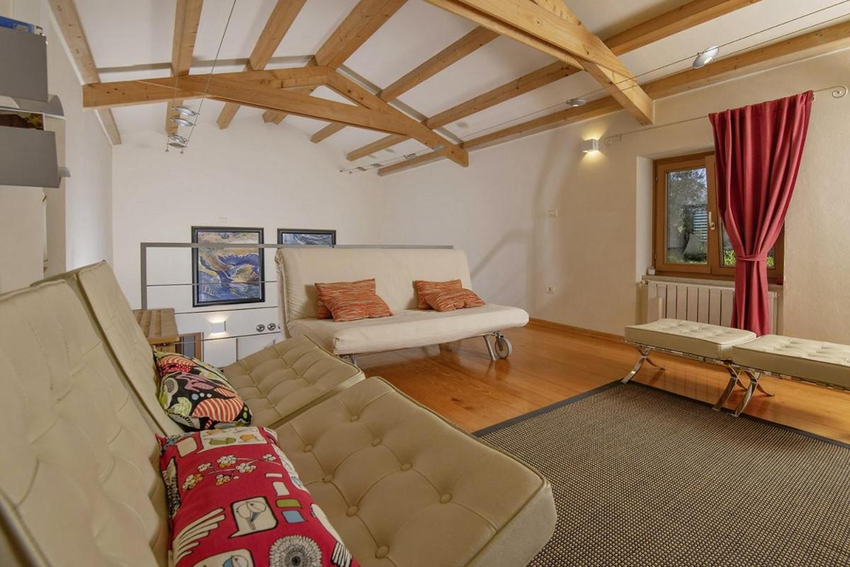 Villa Emili In Medulin - Haus Fuer 4-5 Personen Ngoại thất bức ảnh