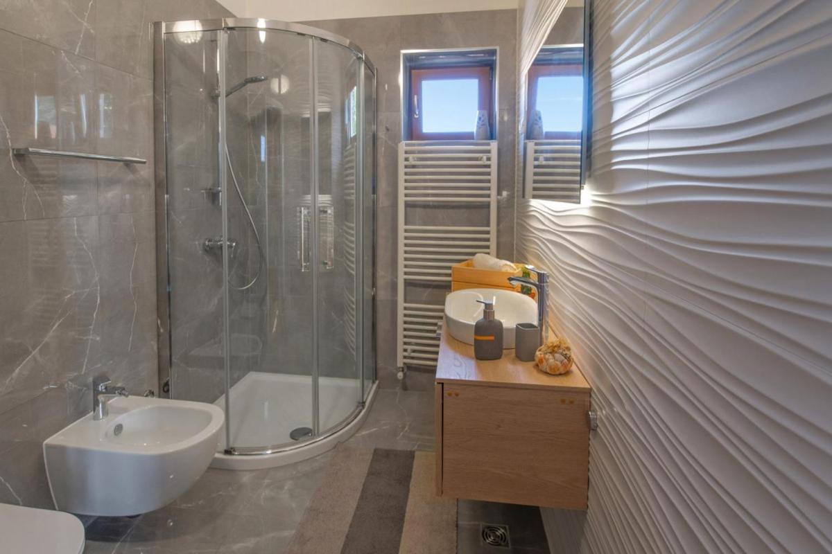 Villa Emili In Medulin - Haus Fuer 4-5 Personen Ngoại thất bức ảnh